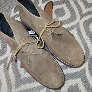 JOSEPH ABBOUD Men's Tan Suede Chukka Boots Size 11